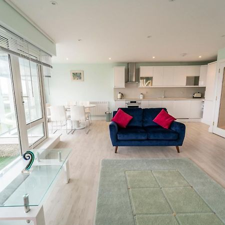 Luxurious Seaside Apartment Galway Exterior photo
