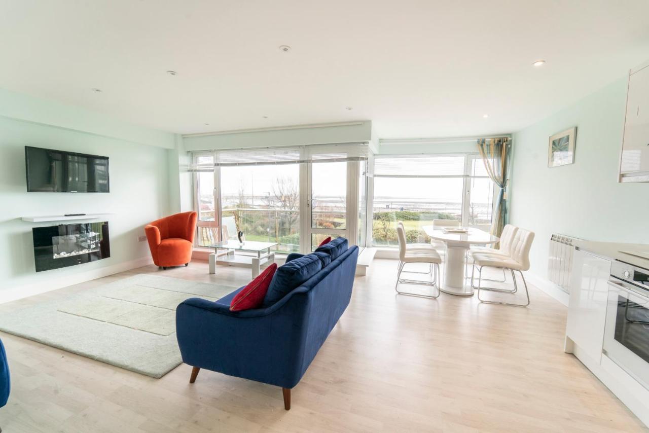Luxurious Seaside Apartment Galway Exterior photo